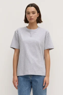 Base Tee^Assembly Label Outlet