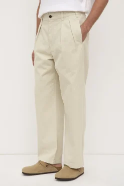 Miles Pleated Chino^Assembly Label Hot