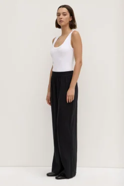Nilsa Pant^Assembly Label Hot