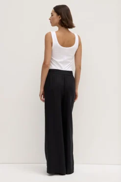 Nilsa Pant^Assembly Label Hot